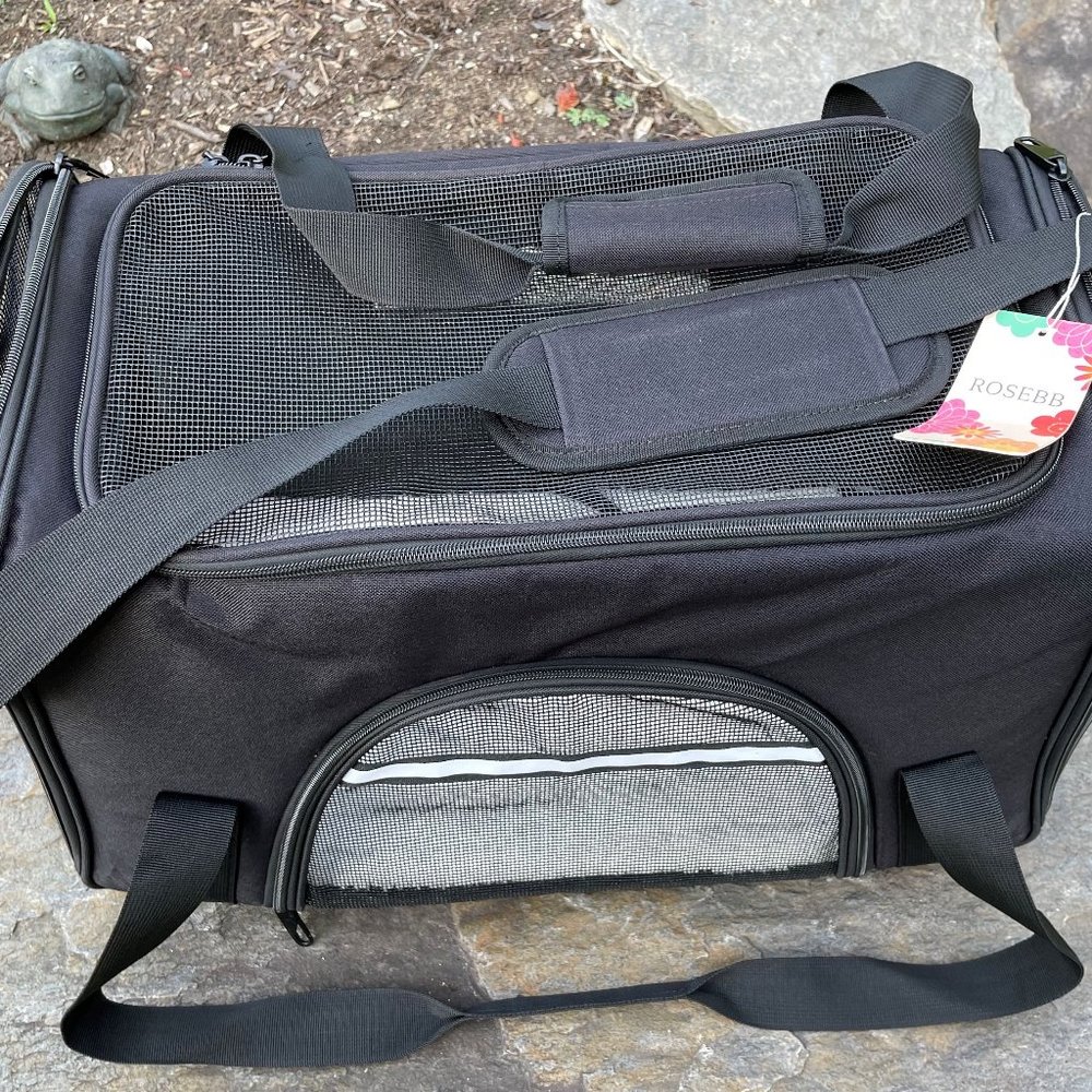 Pet/Critter Carrier, TSA-Approved, Collapsible, Sm-Med  (NWT)